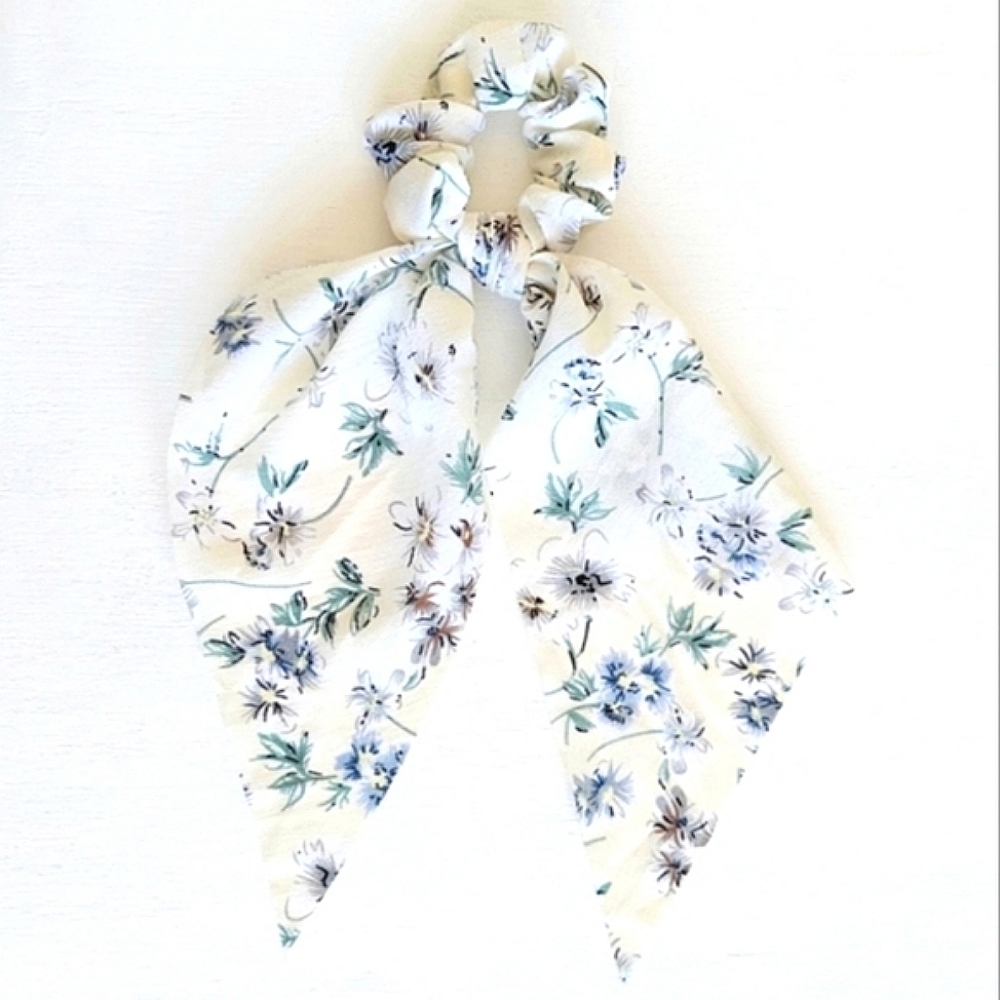 Callie Floral Hair Scarf - Pale Yellow